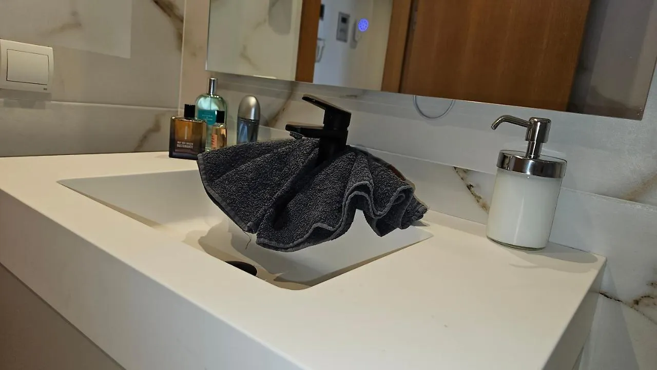 Nogalera Quintessence Apartment With Private Parking By Namaste Elite Torremolinos